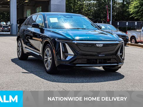 Used 2025 Cadillac Lyriq Luxury image 5