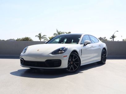 Certified 2022 Porsche Panamera 4 w/ Premium Package