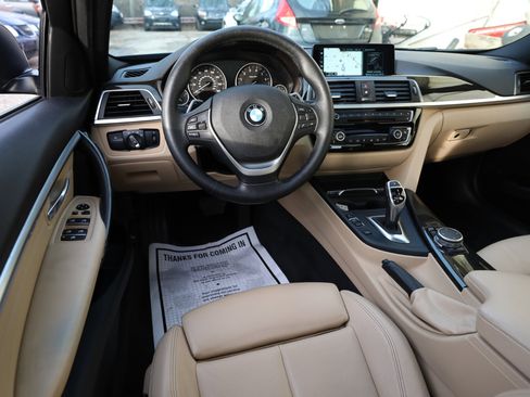 Used 2017 BMW 330i xDrive Sedan image 17