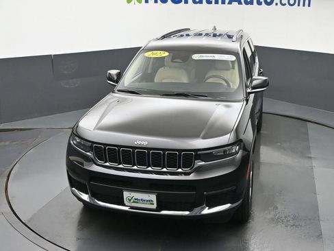 Used 2022 Jeep Grand Cherokee L Limited AWD/4WD image 28