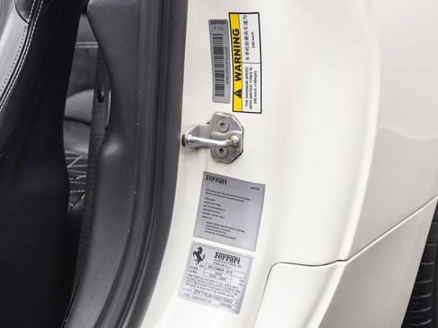 Used 2016 Ferrari California T image 62