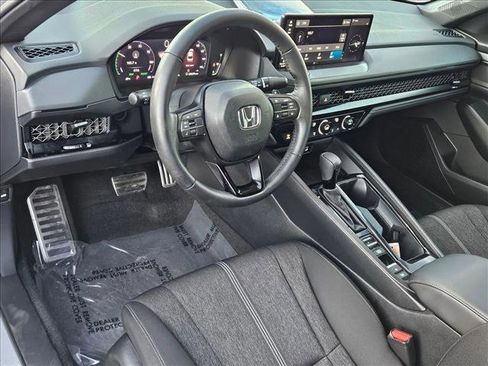 Used 2024 Honda Accord Sport image 10