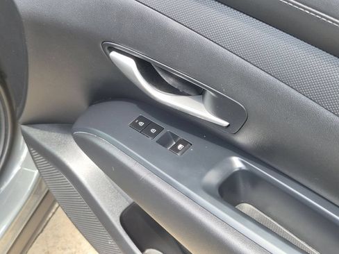 Used 2025 Hyundai Santa Cruz SEL FWD image 32