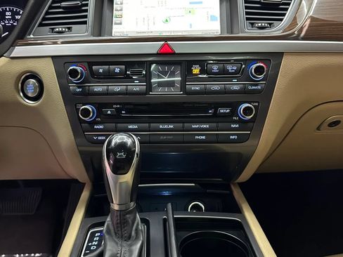 Used 2015 Hyundai Genesis 3.8 w/ Option Group 02 RWD image 21