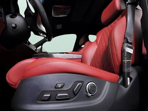 New 2025 Genesis GV70 3.5T Sport w/ Sport Advanced Package image 20