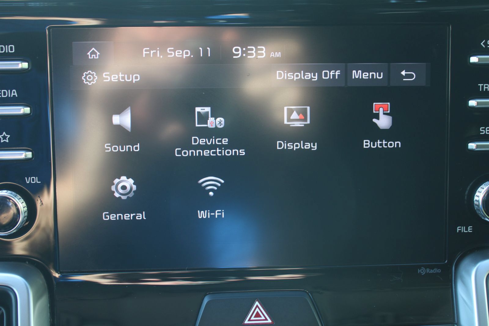 Certified 2023 Kia Sorento LX FWD image 44
