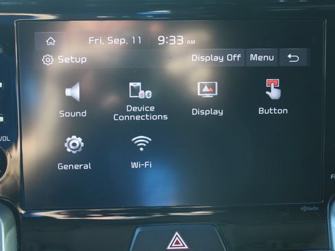 Certified 2023 Kia Sorento LX FWD image 44