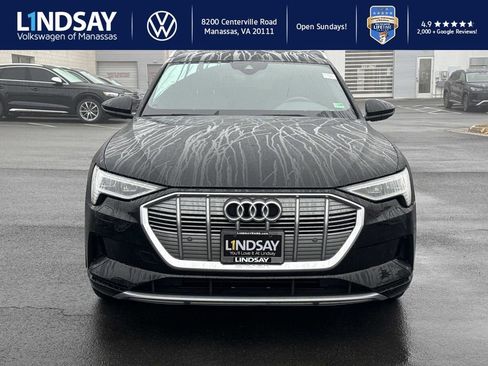 Used 2022 Audi e-tron Premium image 6