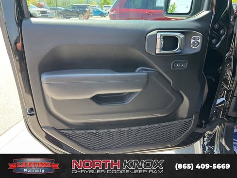 Used 2025 Jeep Wrangler Unlimited Sport S 4xe AWD/4WD image 5
