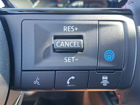 New 2026 Nissan Kicks SR w/ Cold Weather Package AWD/4WD image 12
