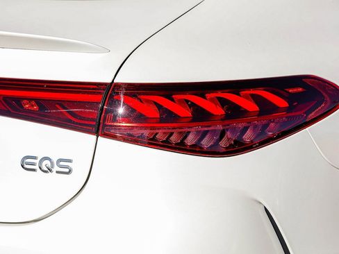 Certified 2023 Mercedes-Benz EQS AMG 4MATIC image 7