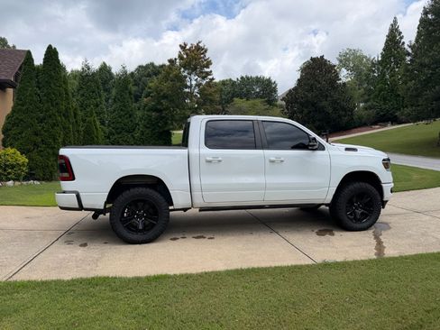 Used 2021 RAM 1500 Big Horn AWD/4WD image 5