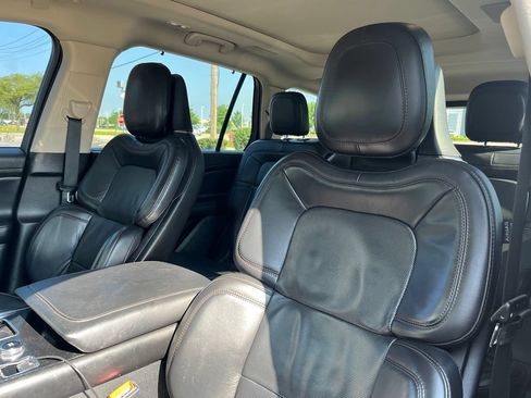 Used 2020 Lincoln Aviator Reserve w/ Equipment Group 202A AWD/4WD image 9