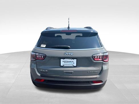 Used 2024 Jeep Compass Limited AWD/4WD image 4