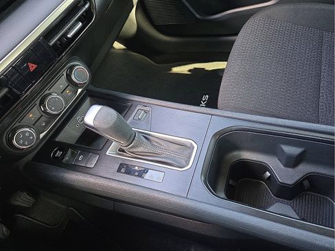Used 2025 Nissan Kicks S FWD image 25
