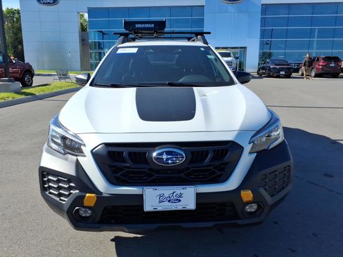 Used 2025 Subaru Outback Wilderness w/ Wilderness Package AWD/4WD image 8