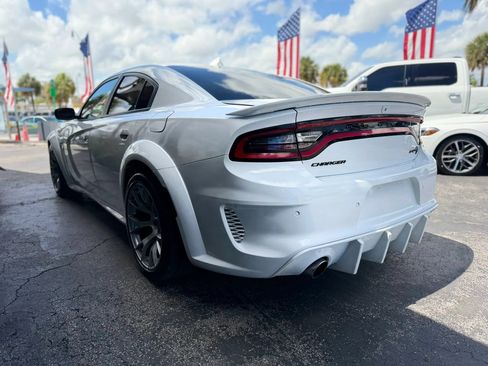 Used 2022 Dodge Charger SRT Hellcat w/ SRT Black Package RWD image 8