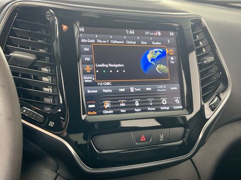 Used 2022 Jeep Cherokee Limited w/ Elite Package image 15