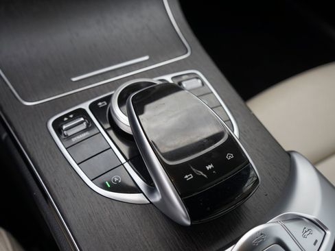 Used 2019 Mercedes-Benz C 300 Cabriolet image 20