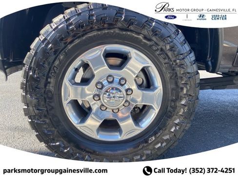 Used 2017 RAM 3500 Big Horn image 9