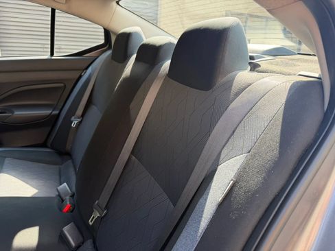 Used 2023 Nissan Versa SV FWD image 31