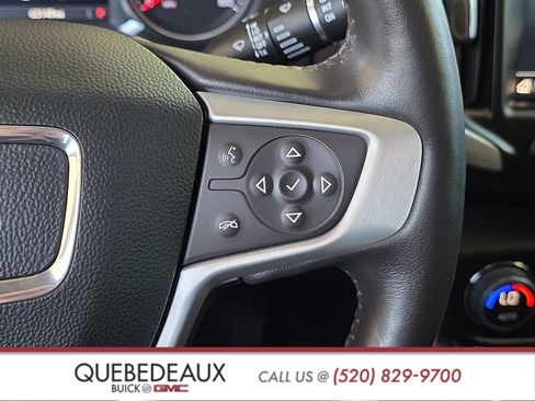 Used 2022 GMC Terrain SLT w/ Tech Package FWD image 13