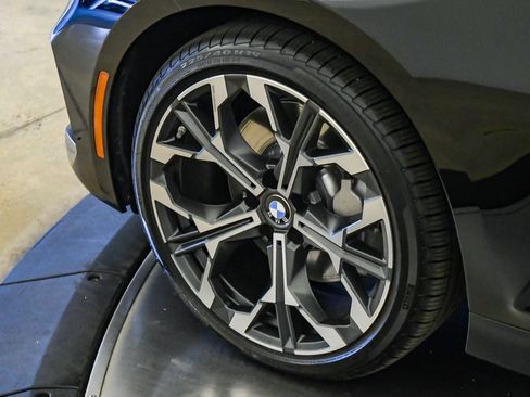 Used 2026 BMW 330i Sedan w/ Premium Package RWD image 10