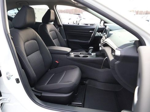New 2025 Nissan Altima 2.5 SV image 23