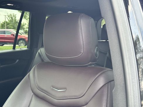Certified 2024 Cadillac XT6 Premium Luxury w/ Technology Package FWD image 14