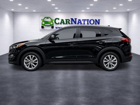 Used 2019 Hyundai Tucson Value AWD/4WD image 3