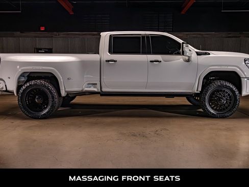 Used 2024 GMC Sierra 3500 Denali Ultimate AWD/4WD image 11