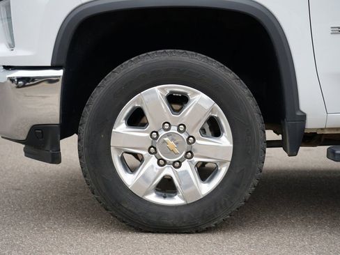 Used 2022 Chevrolet Silverado 3500 LTZ image 33