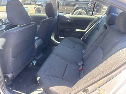 Used 2014 Honda Accord LX image 27