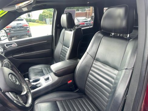 Used 2018 Jeep Grand Cherokee Limited AWD/4WD image 16
