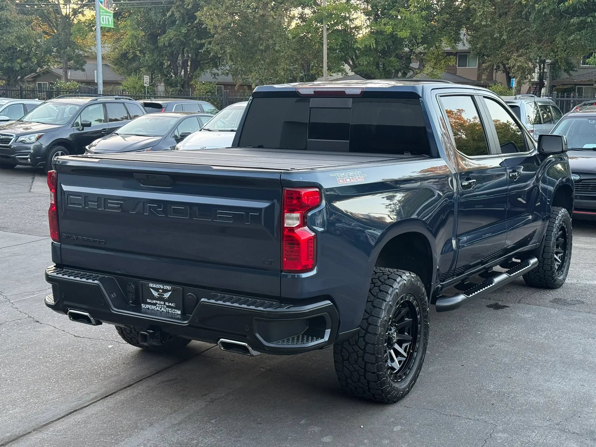 Used 2020 Chevrolet Silverado 1500 LT Trail Boss AWD/4WD image 6