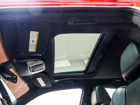 Used 2019 Dodge Charger SXT w/ Plus Group image 37