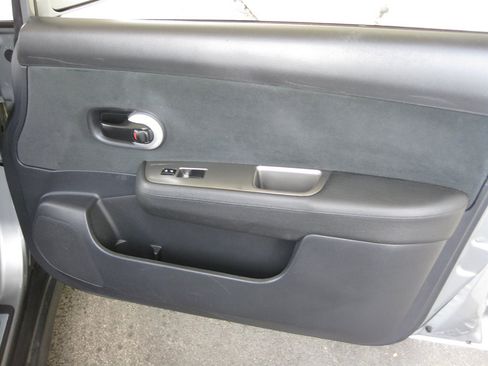 Used 2012 Nissan Versa 1.8 S w/ Special Edition Pkg FWD image 35