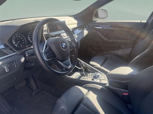 Used 2023 BMW X2 sDrive28i image 18