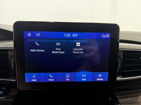 Used 2022 Ford Explorer Limited w/ Class IV Trailer Tow Package AWD/4WD image 27