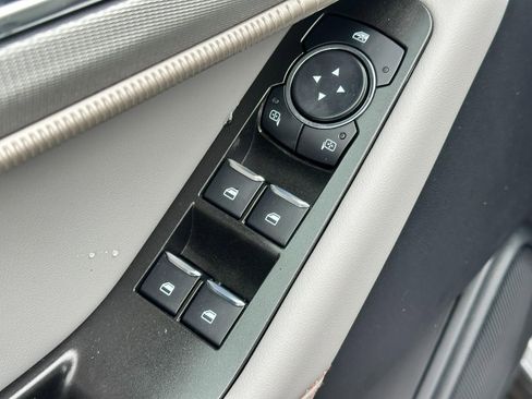 New 2026 Ford Explorer Active w/ Active Comfort Package image 11