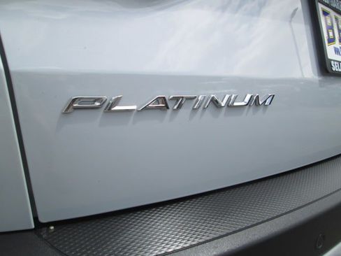 Used 2025 Ford Escape Platinum AWD/4WD image 7
