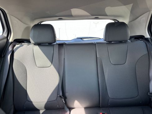 Used 2025 Buick Encore GX Preferred image 38