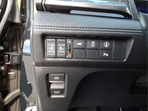 Used 2023 Honda Odyssey Elite image 25