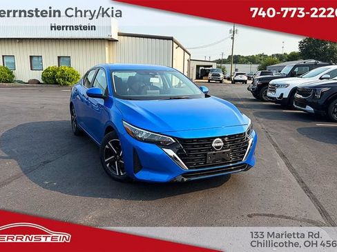 Used 2025 Nissan Sentra SV FWD image 1