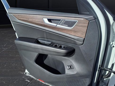 New 2026 Volkswagen Atlas SEL Premium R-Line image 24