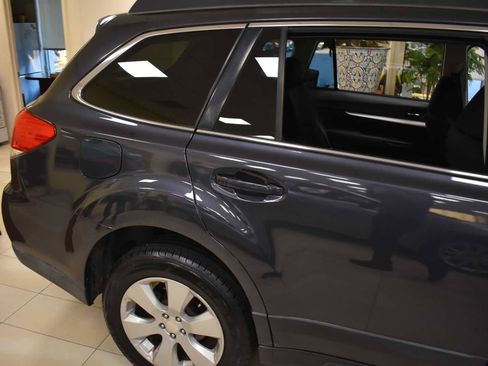 Used 2011 Subaru Outback 2.5i Premium w/ All-Weather Pkg AWD/4WD image 54