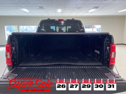 Used 2022 Ford F150 XLT w/ Equipment Group 302A High image 9