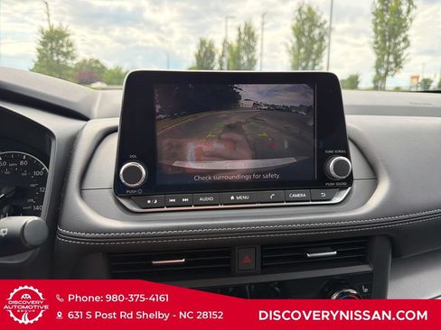 Certified 2024 Nissan Rogue SV w/ SV Premium Package FWD image 17