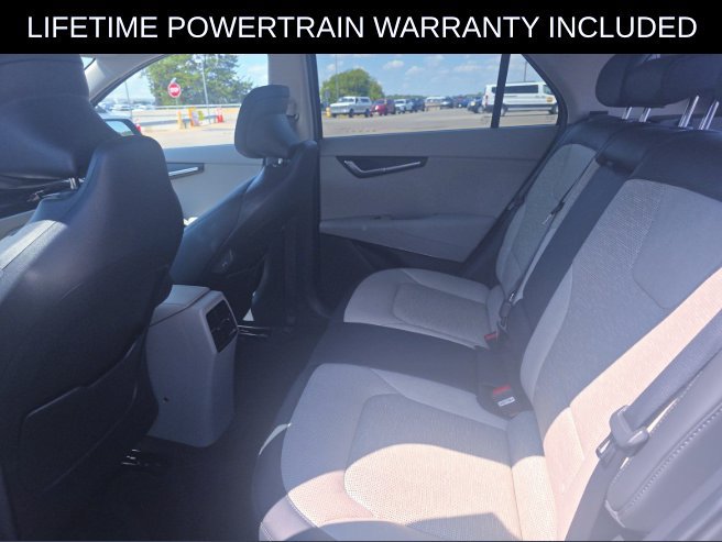 Used 2024 Kia Niro Wave FWD image 4