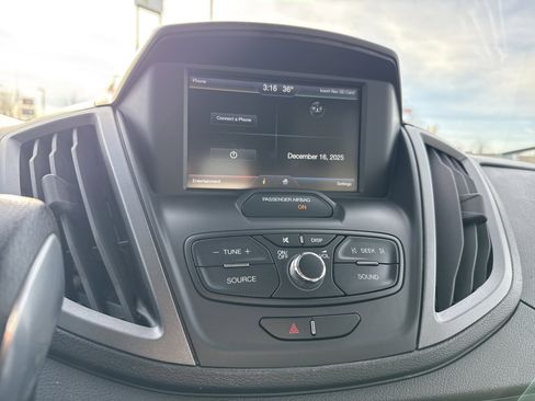 Used 2015 Ford Transit 150 130 Medium Roof image 20